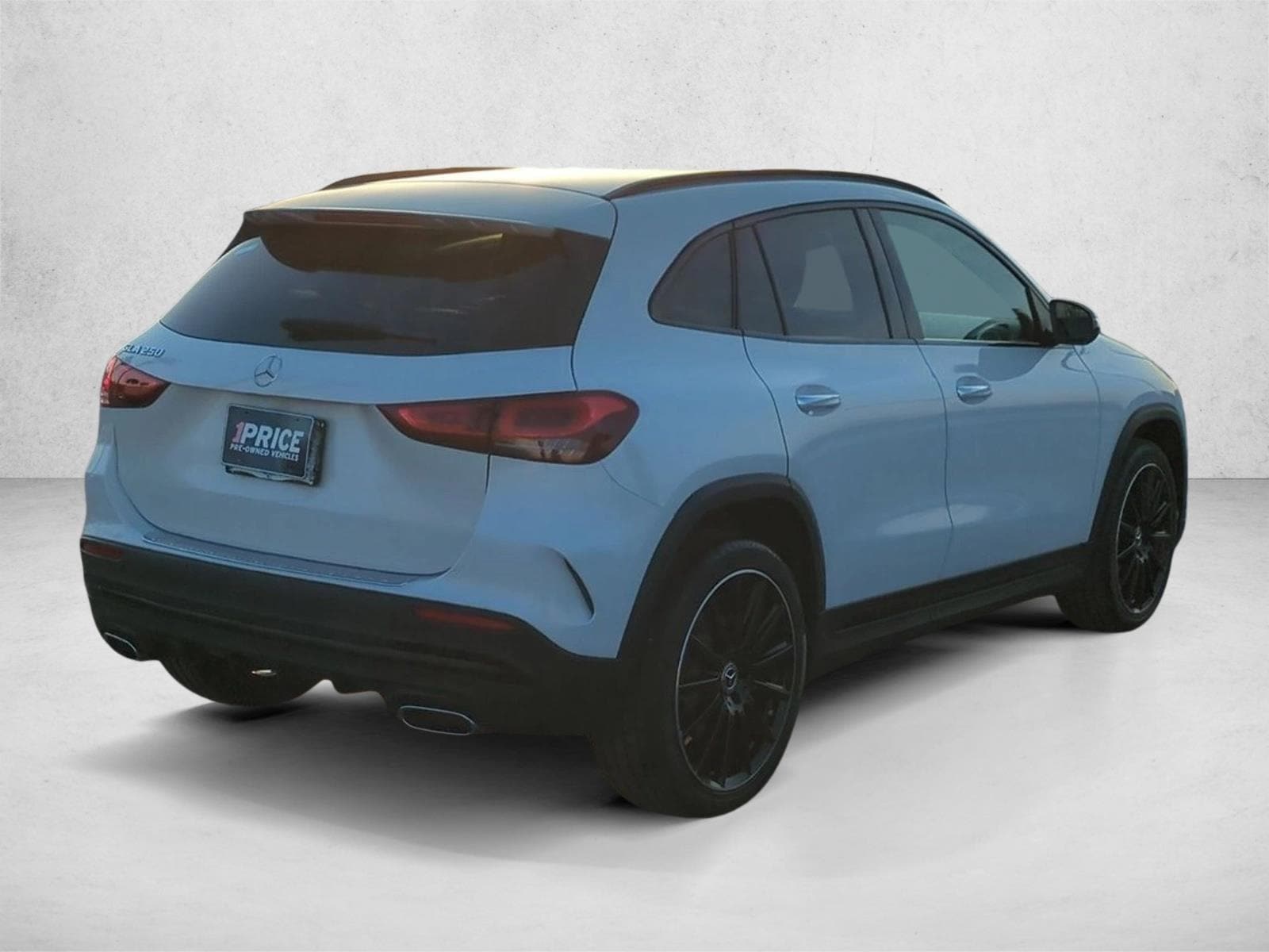 2023 Mercedes-Benz GLA 250 photo 4