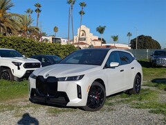 2026 BMW iX xDrive60 SUV