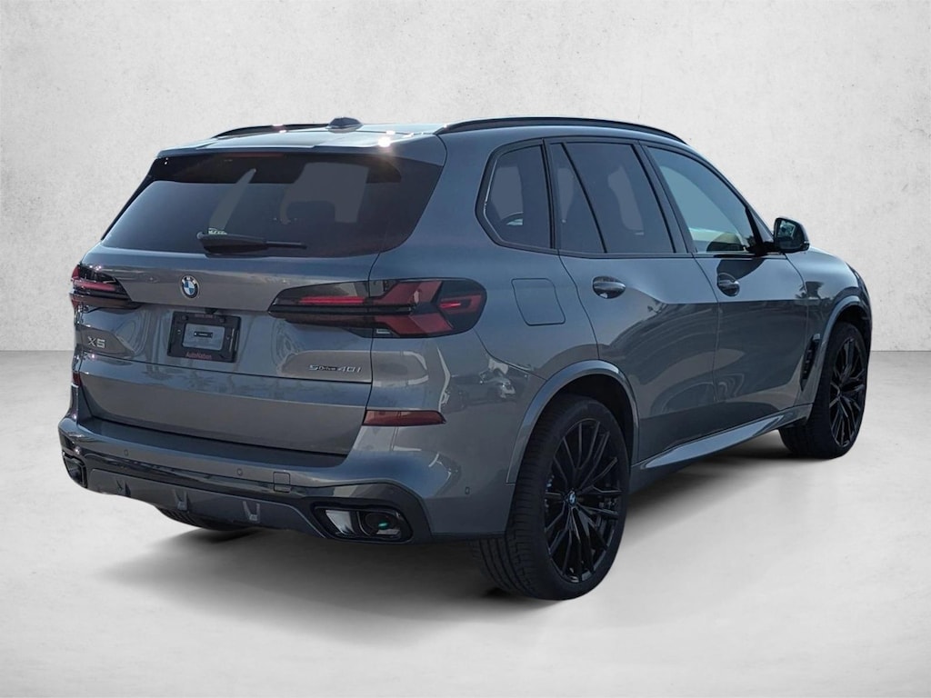 New 2026 BMW X5 sDrive40i SUV
