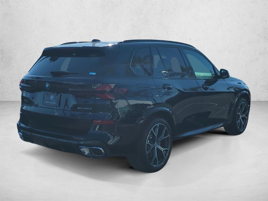 New 2026 BMW X5 PHEV xDrive50e SUV