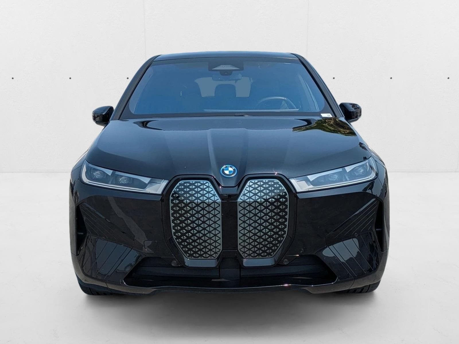 Used 2025 BMW iX Base with VIN WB523CF04SCT17141 for sale in Buena Park, CA