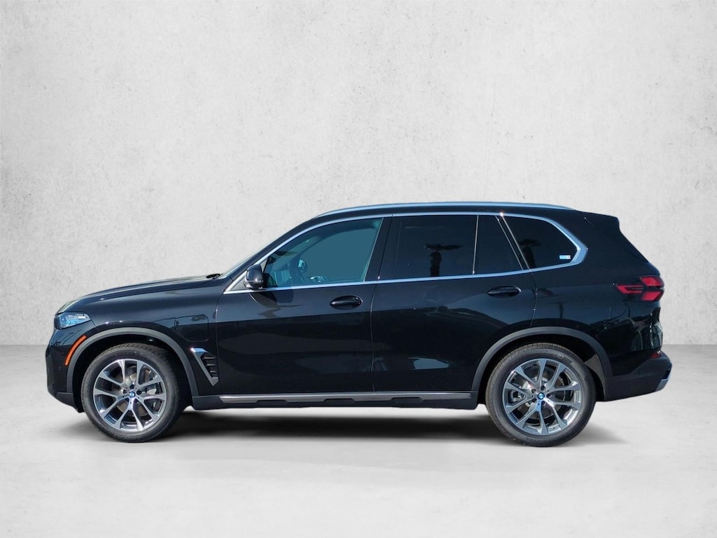 New 2026 BMW X5 PHEV xDrive50e SUV