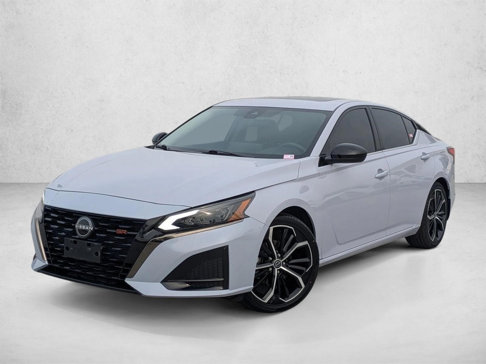 2024 Nissan Altima SR