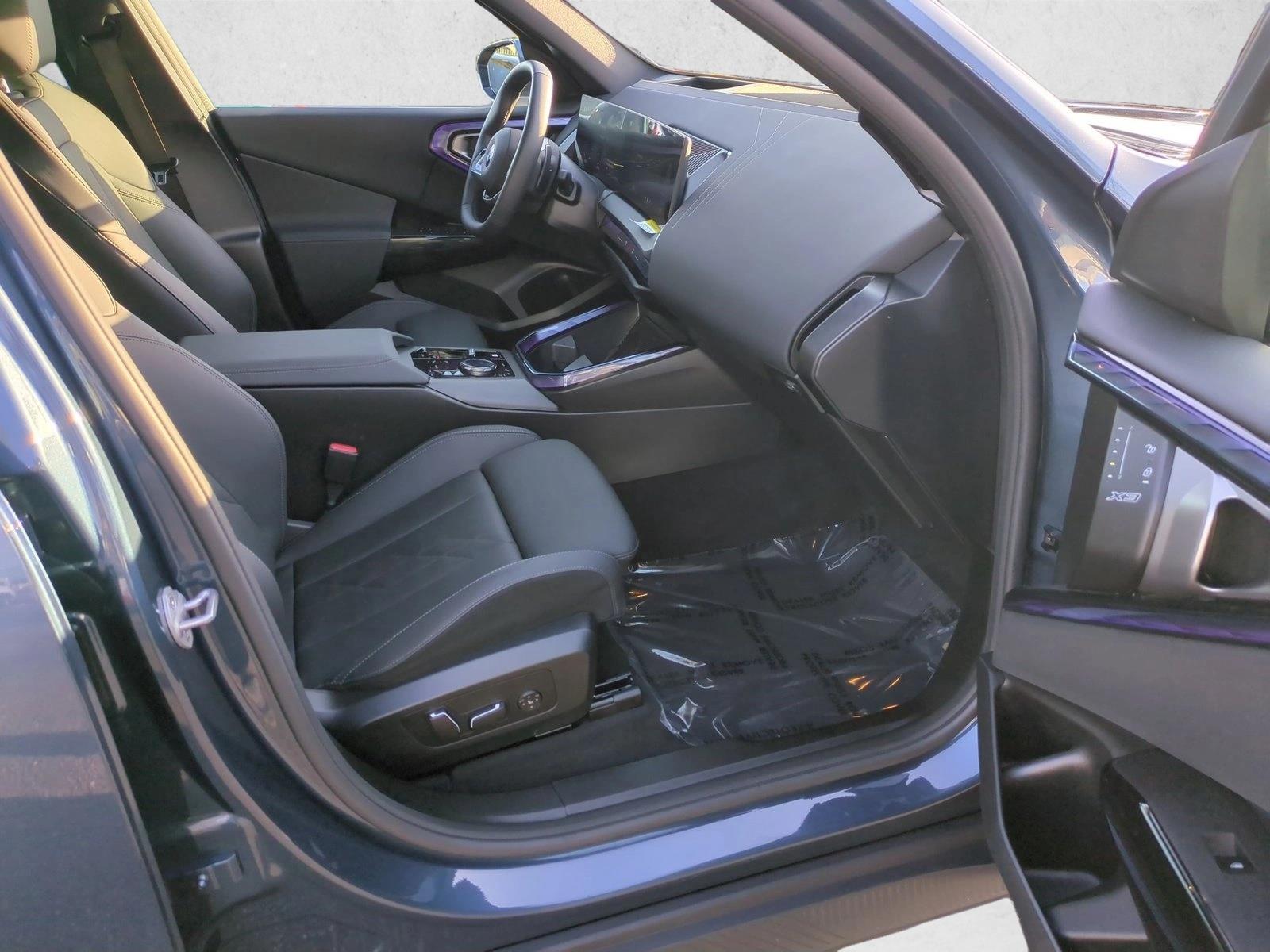 2026 BMW X3 30 - Photo 20