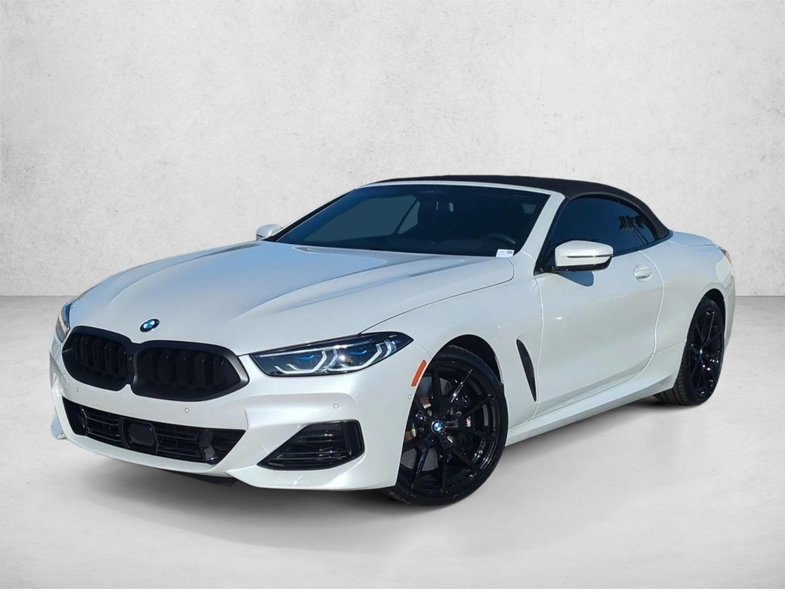 2026 BMW 8 Series 840i xDrive Convertible's photo