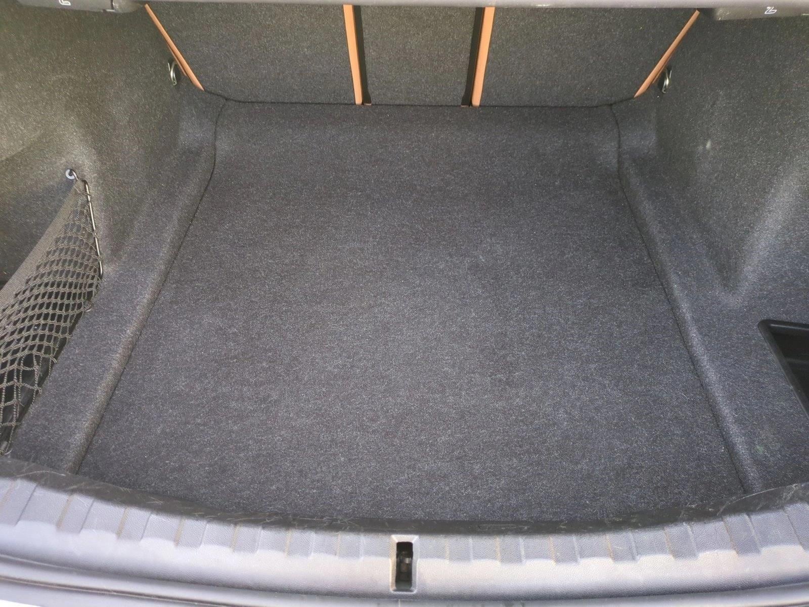 2023 BMW 330i photo 5