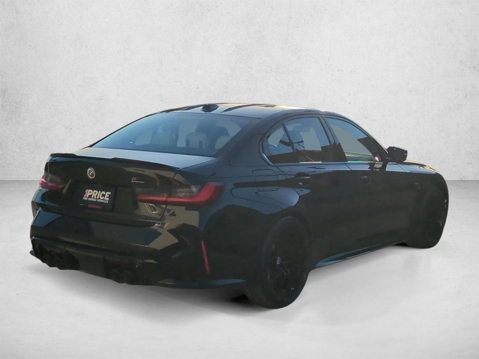 2023 BMW M3 Competition photo 4