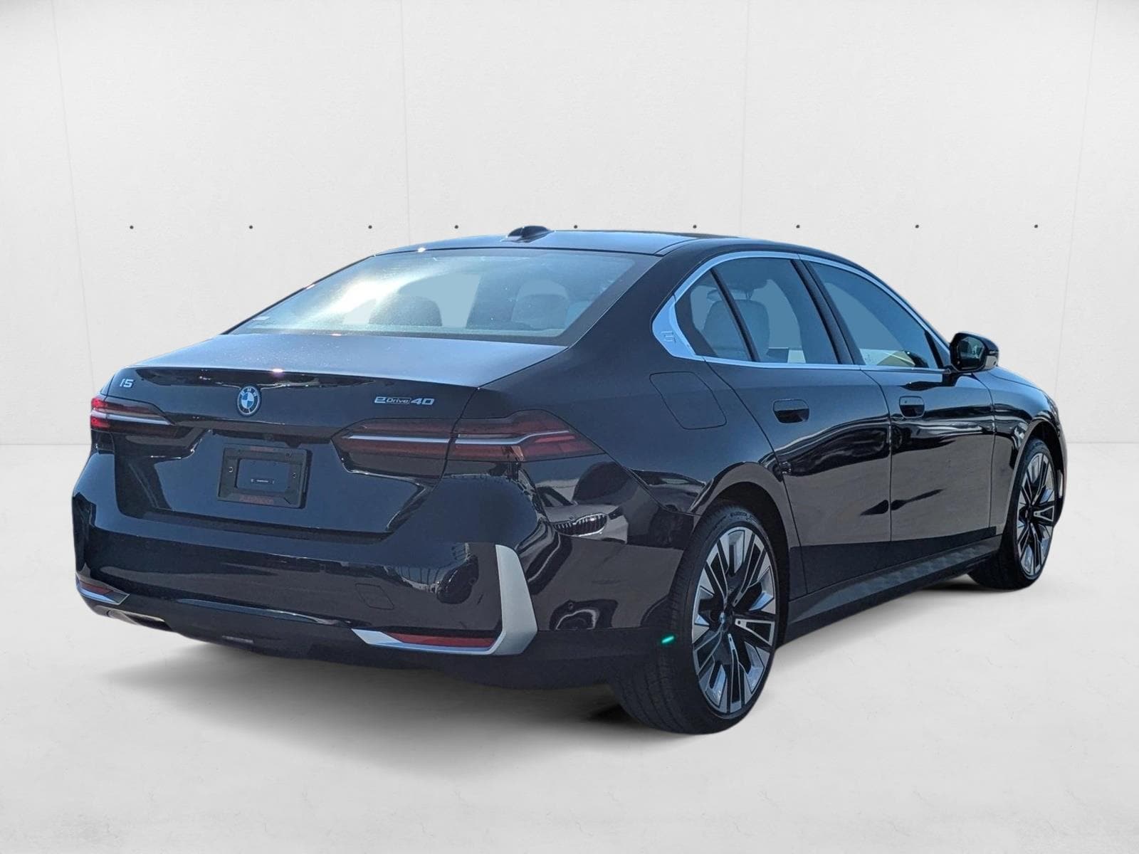 Used 2026 BMW i5 40 with VIN WBY63HG06TCW03932 for sale in Buena Park, CA