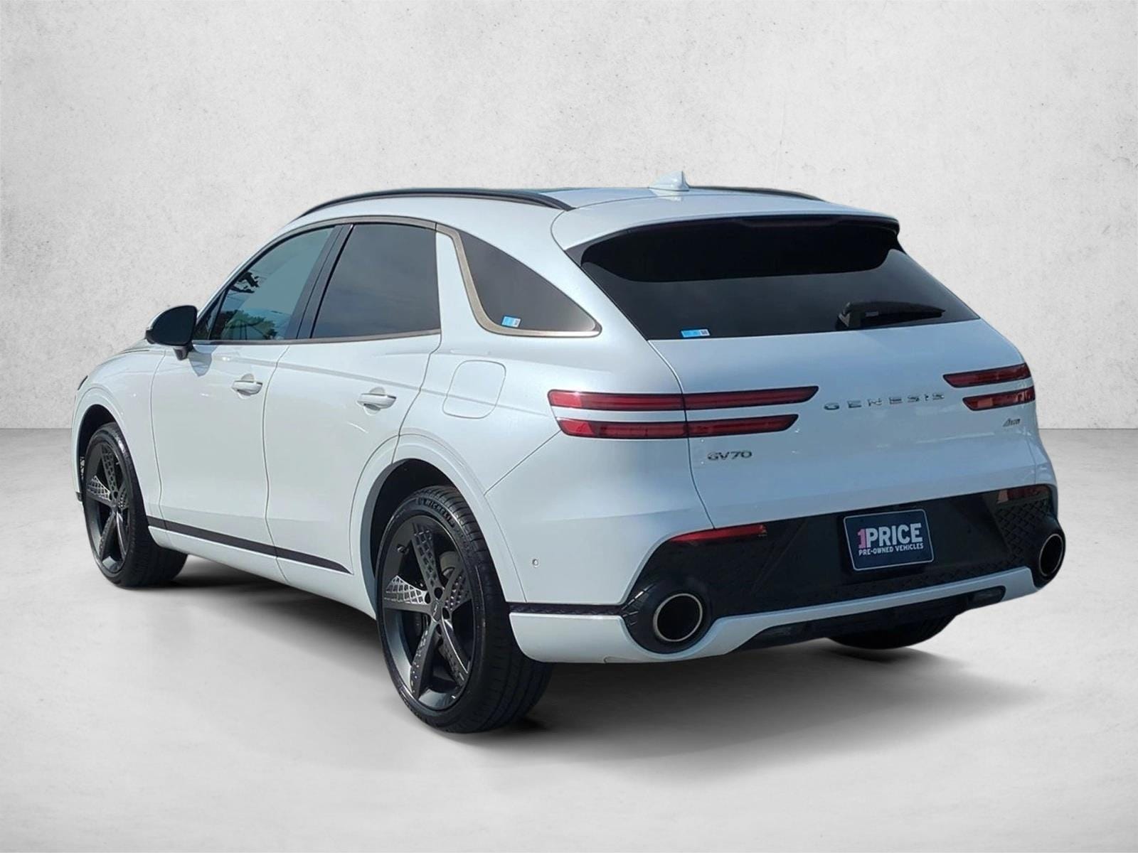 2023 Genesis GV70 2.5T photo 3