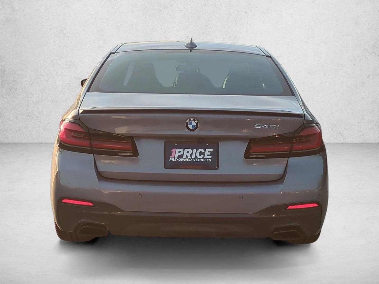 2022 BMW 540i photo 6