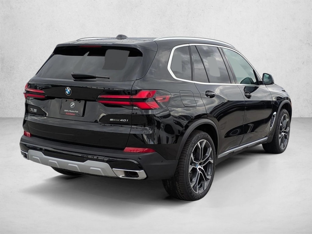 New 2026 BMW X5 sDrive40i SUV