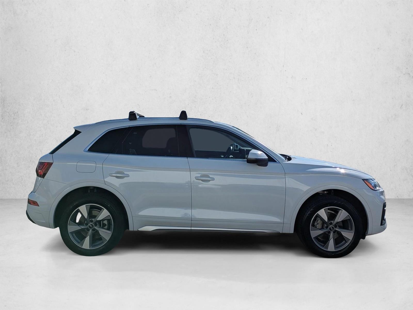 2023 Audi Q5 40 Premium photo 4