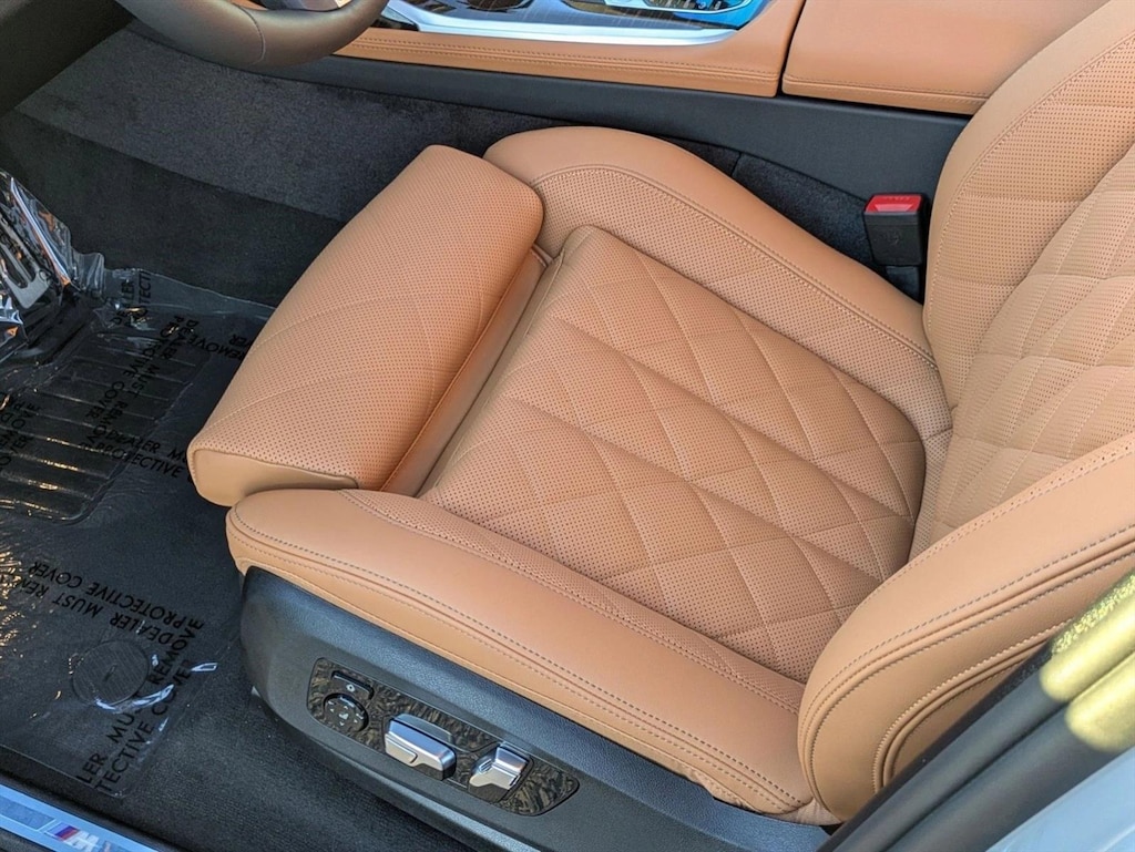 New 2026 BMW X7 xDrive40i SUV