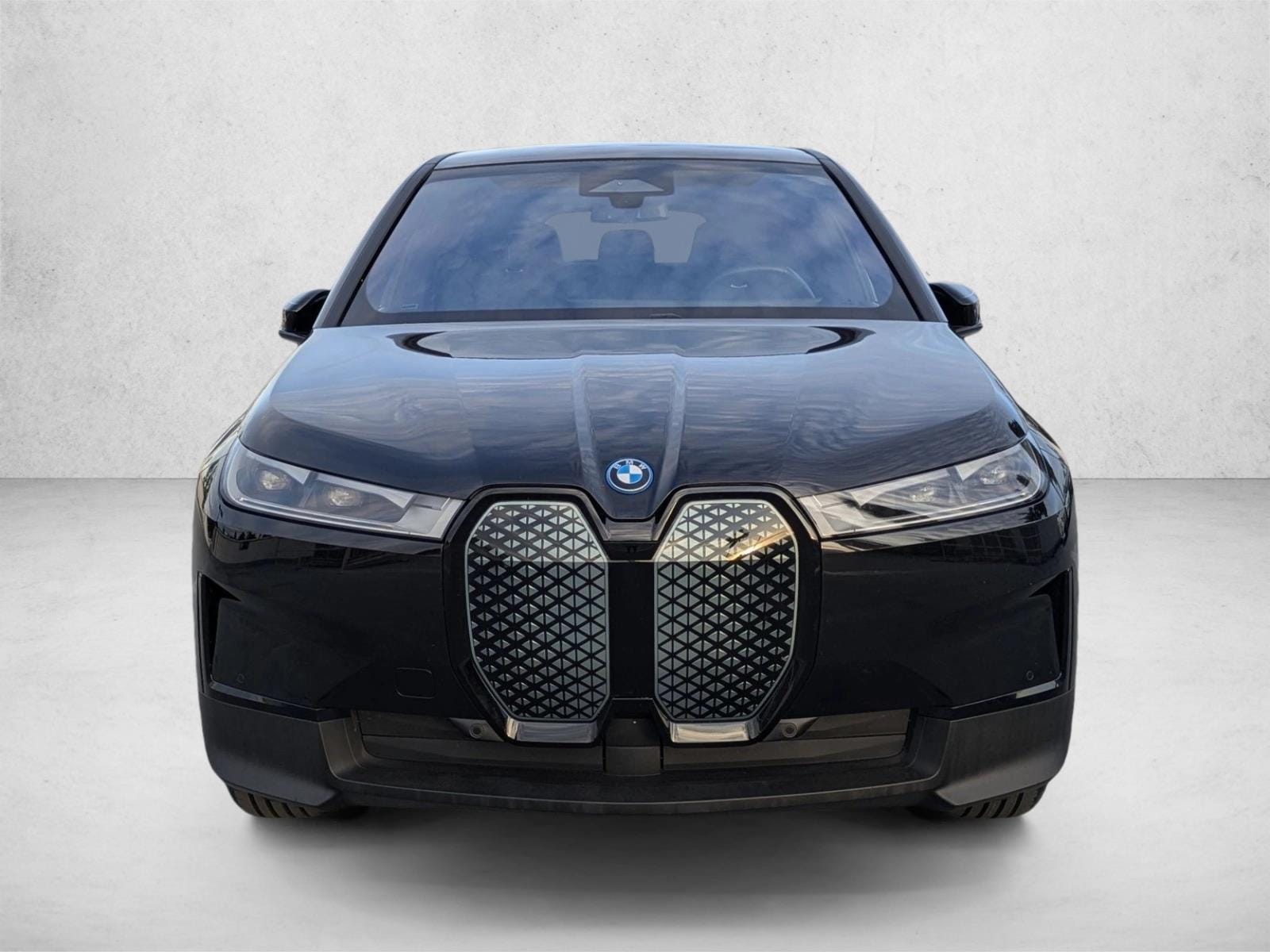 Used 2023 BMW iX Base with VIN WB523CF01PCM05006 for sale in Buena Park, CA