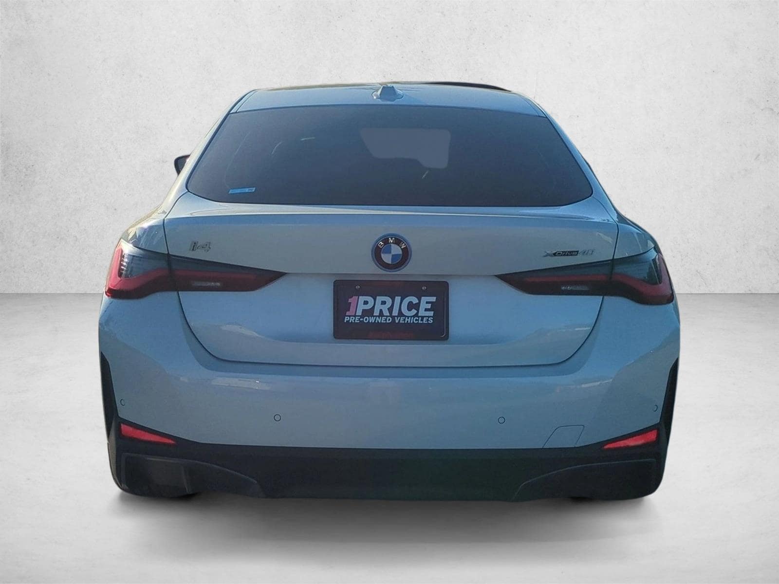 2025 BMW i4 xDrive40 photo 5