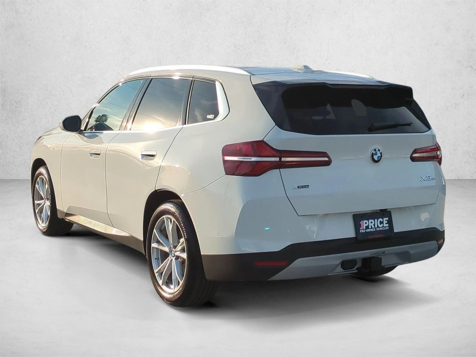 2025 BMW X3 30 xDrive photo 3