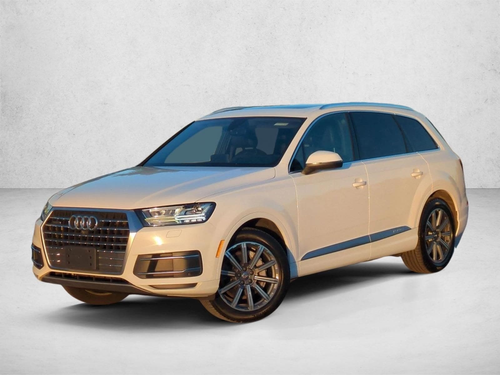 2017 Audi Q7 Premium Plus