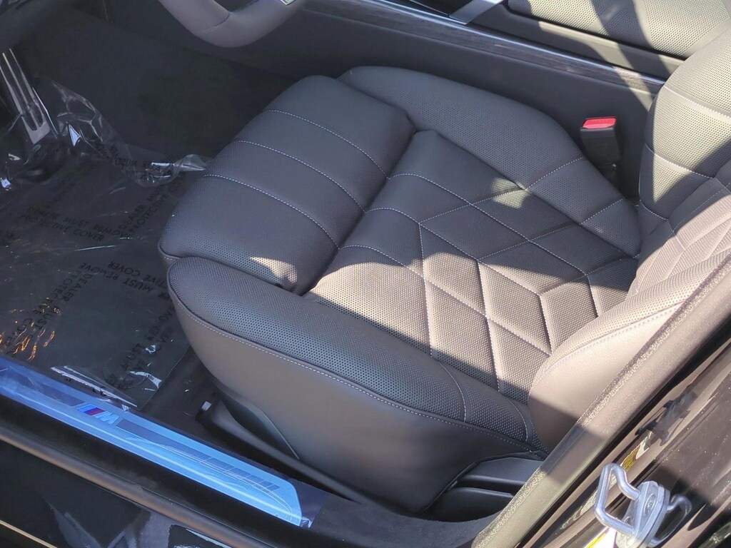 New 2026 BMW 760i xDrive Sedan