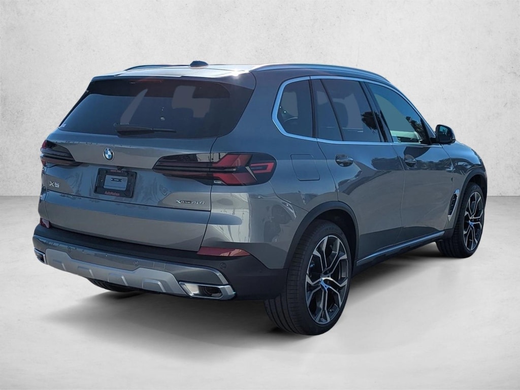 New 2026 BMW X5 xDrive40i SUV