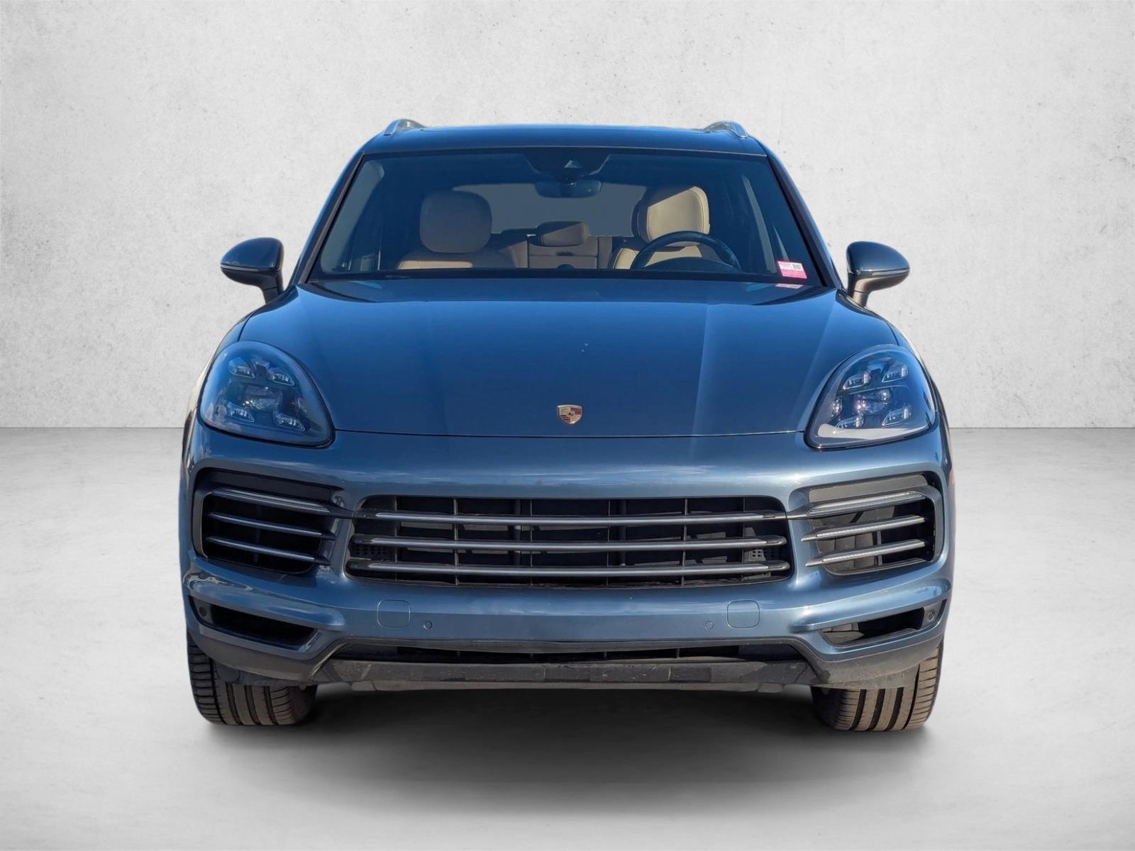 2019 Porsche Cayenne photo 2