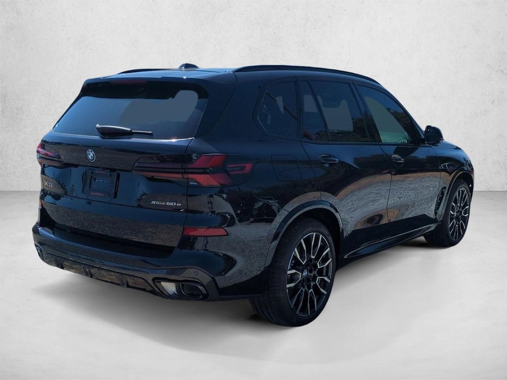New 2026 BMW X5 PHEV xDrive50e SUV