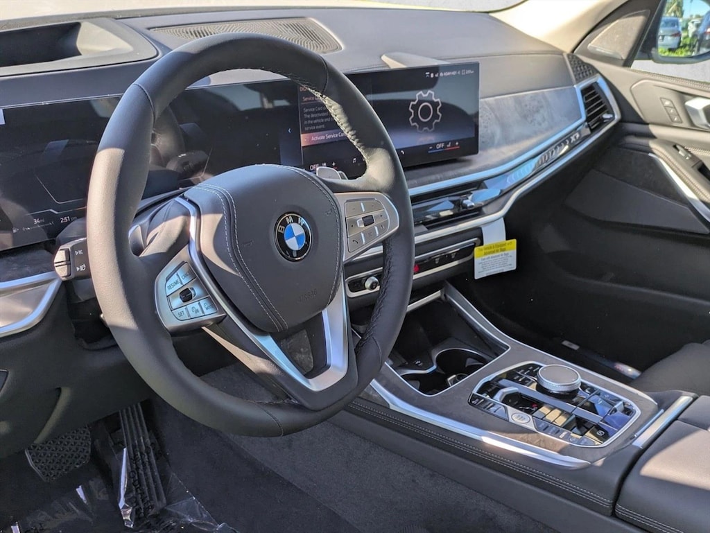 New 2026 BMW X7 xDrive40i SUV
