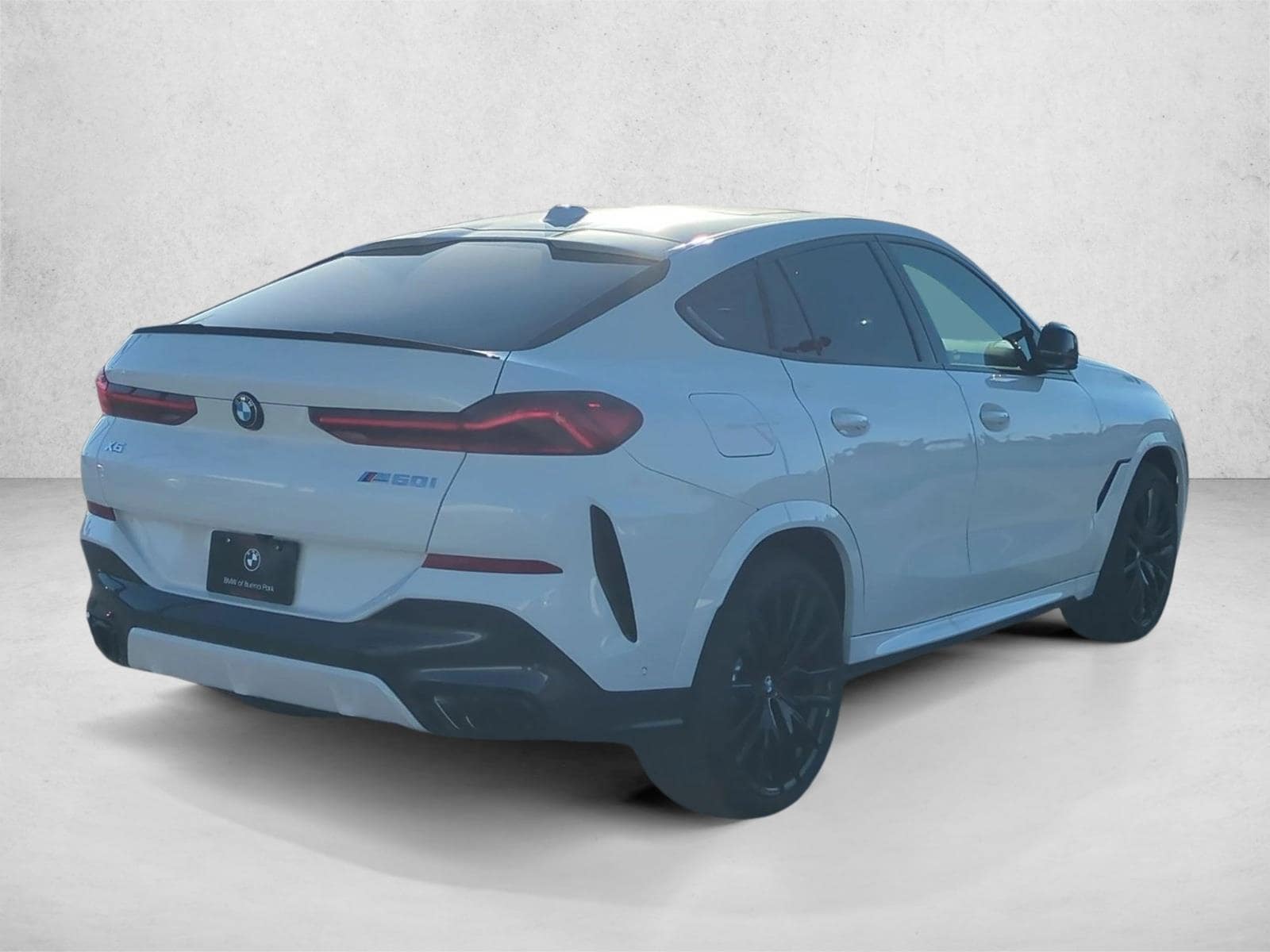 2026 BMW X6 M60i photo 4