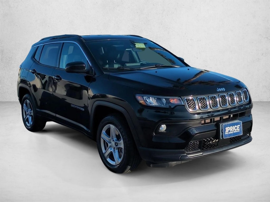 Used 2023 Jeep Compass Latitude SUV