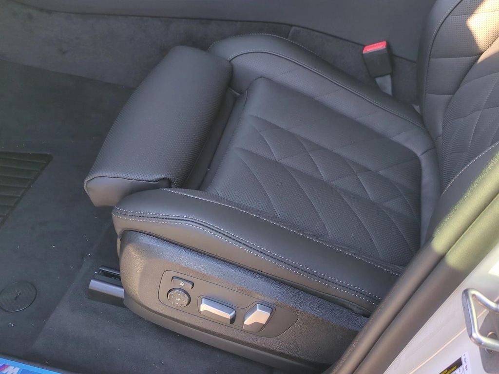 New 2026 BMW X5 sDrive40i SUV