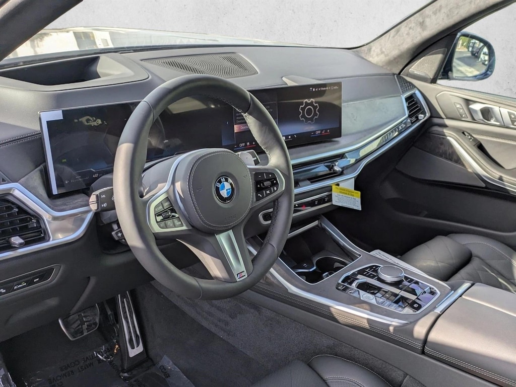 New 2026 BMW X7 xDrive40i SUV