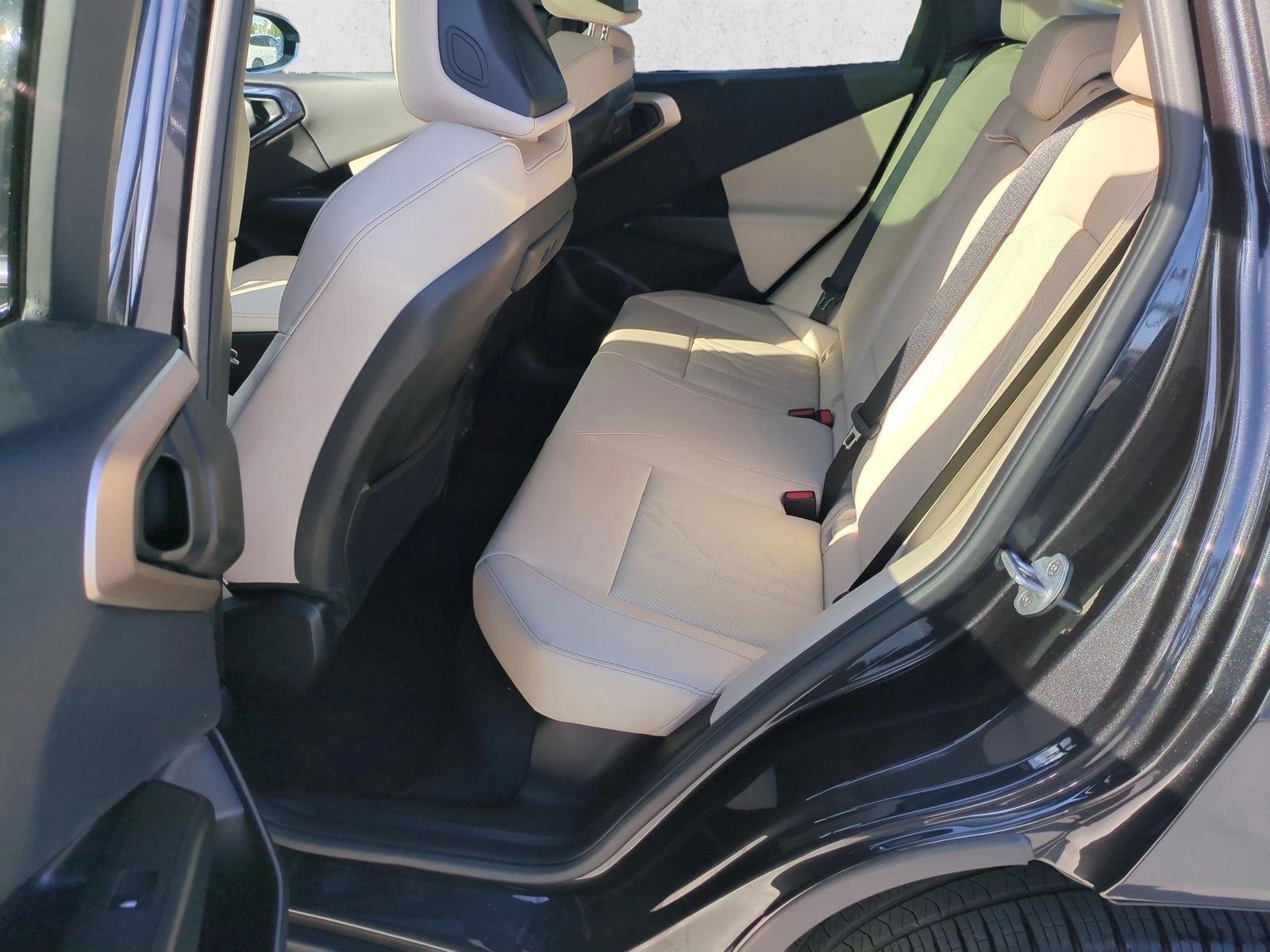 2025 BMW X3 30 - Photo 19