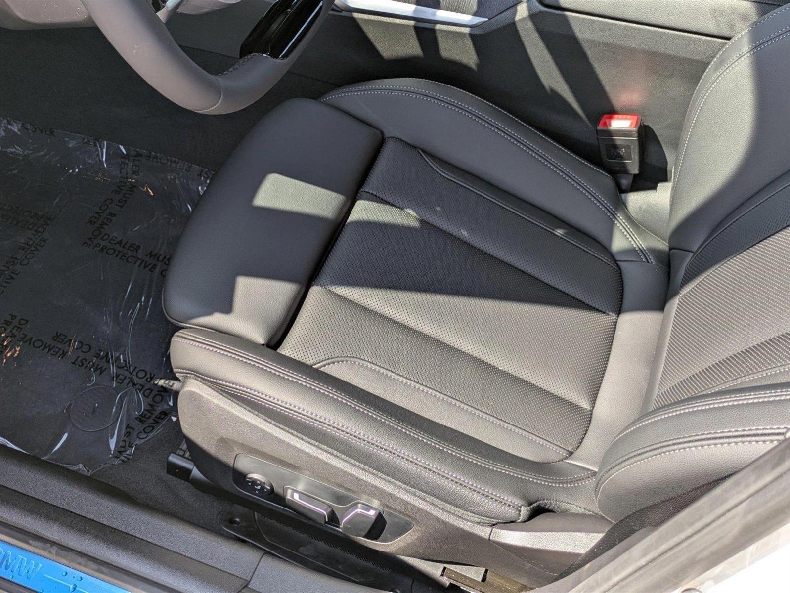 2025 Bmw 330i Sedan photo 4