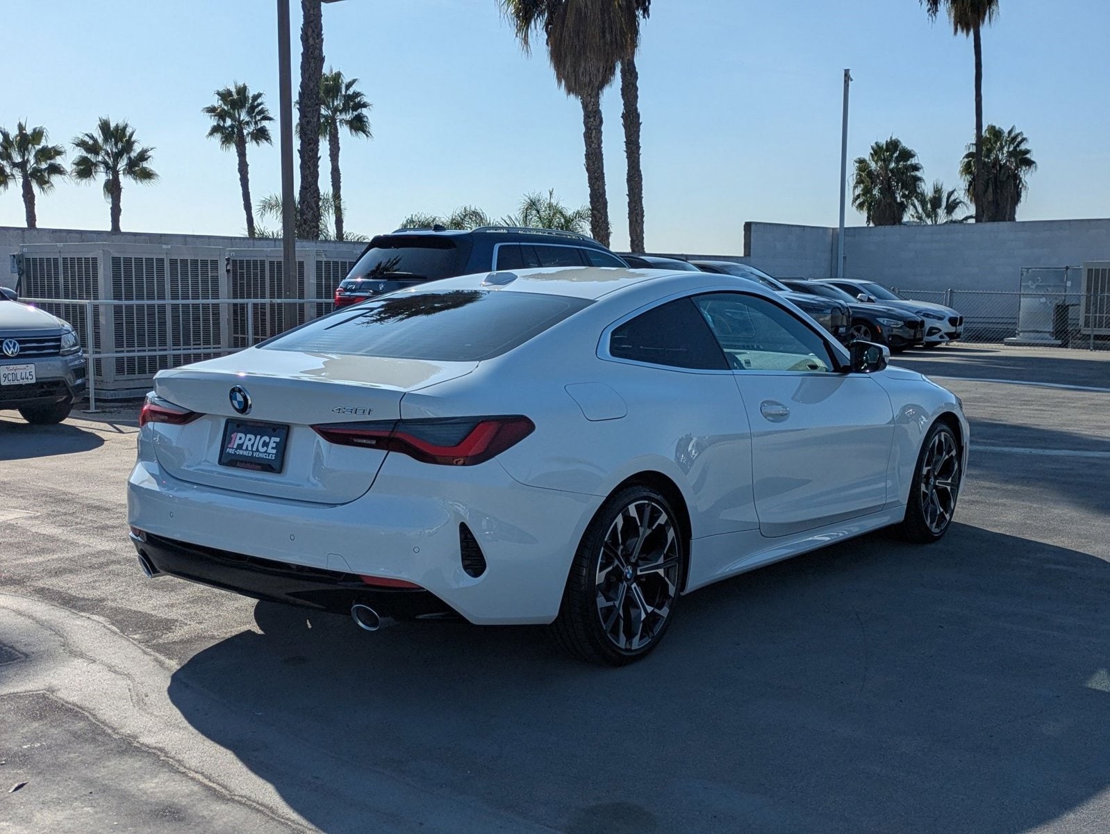 2025 BMW 430i photo 4