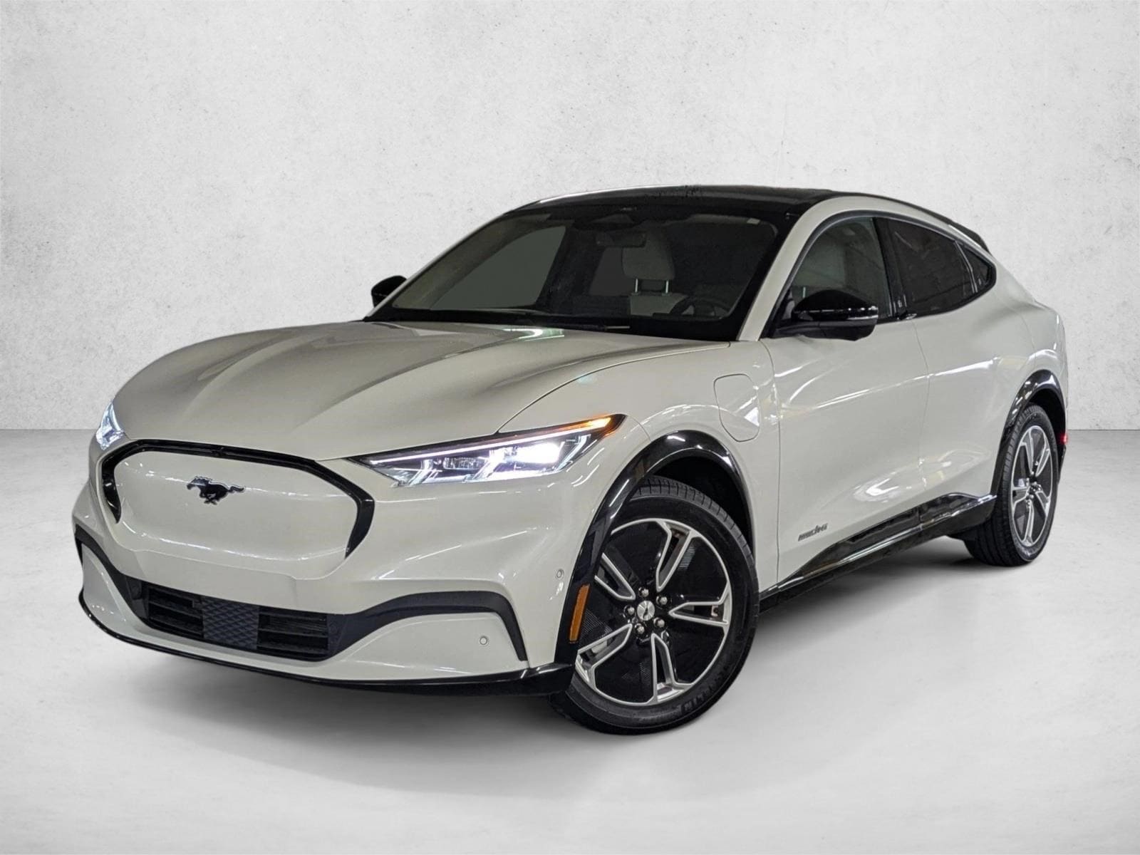 2023 Ford Mustang Mach-E Premium RWD