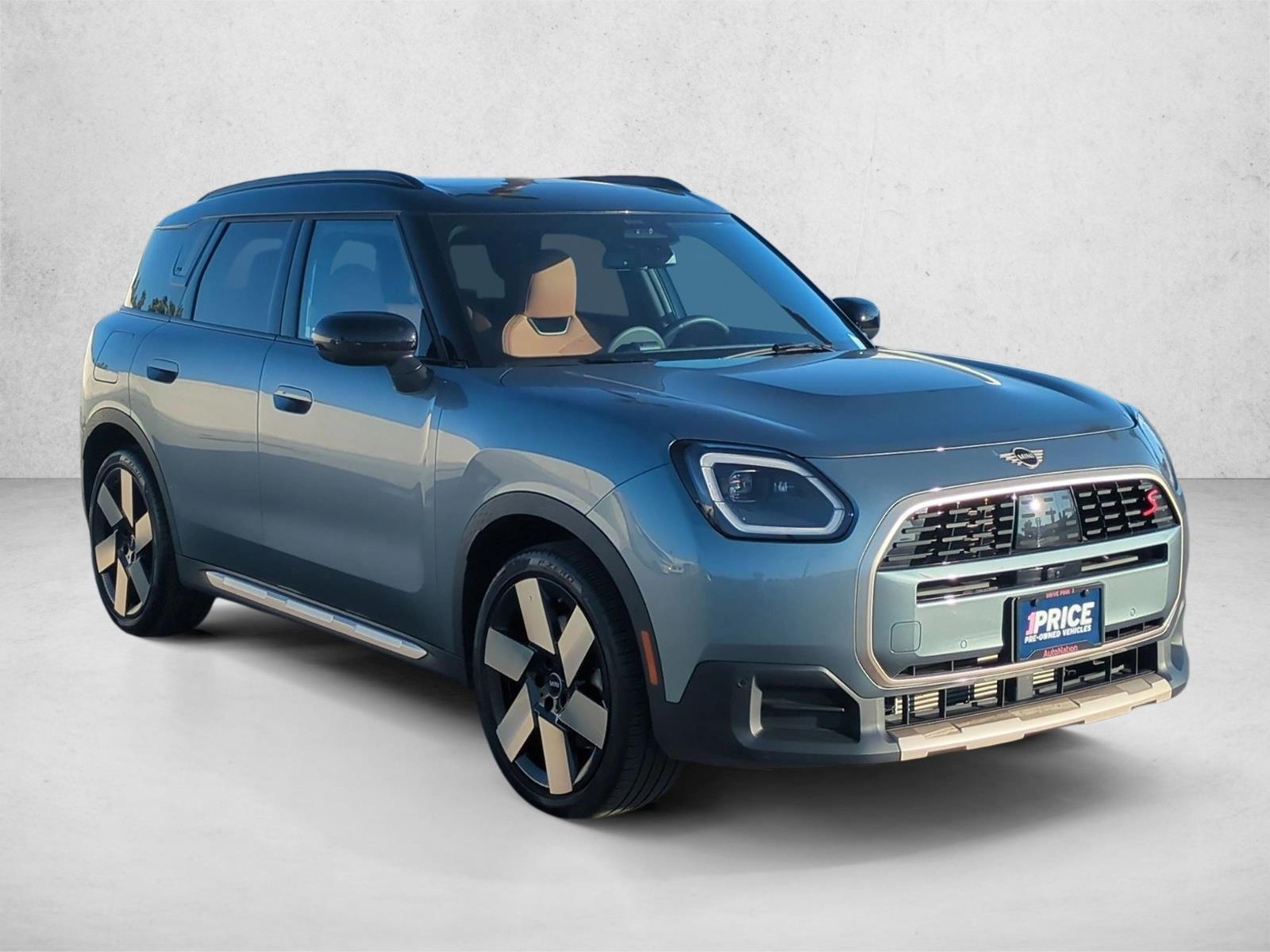 2025 MINI Countryman S photo 2