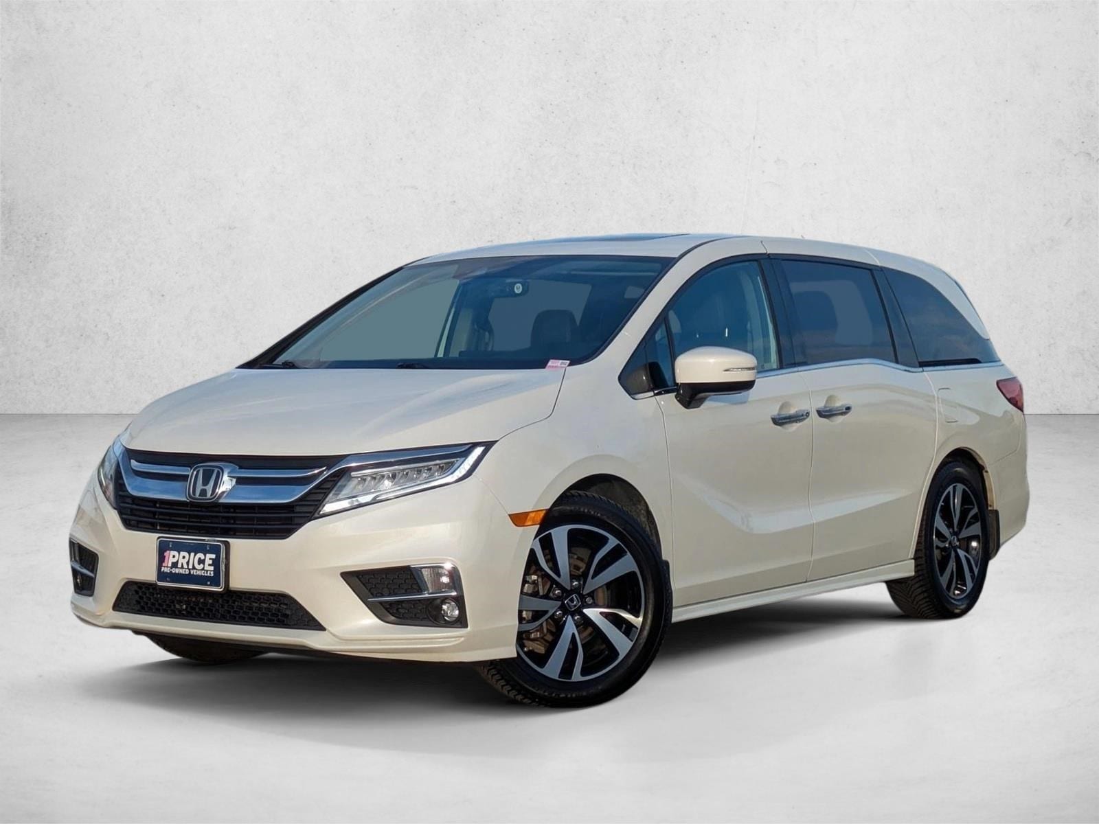 2019 Honda Odyssey Elite's photo