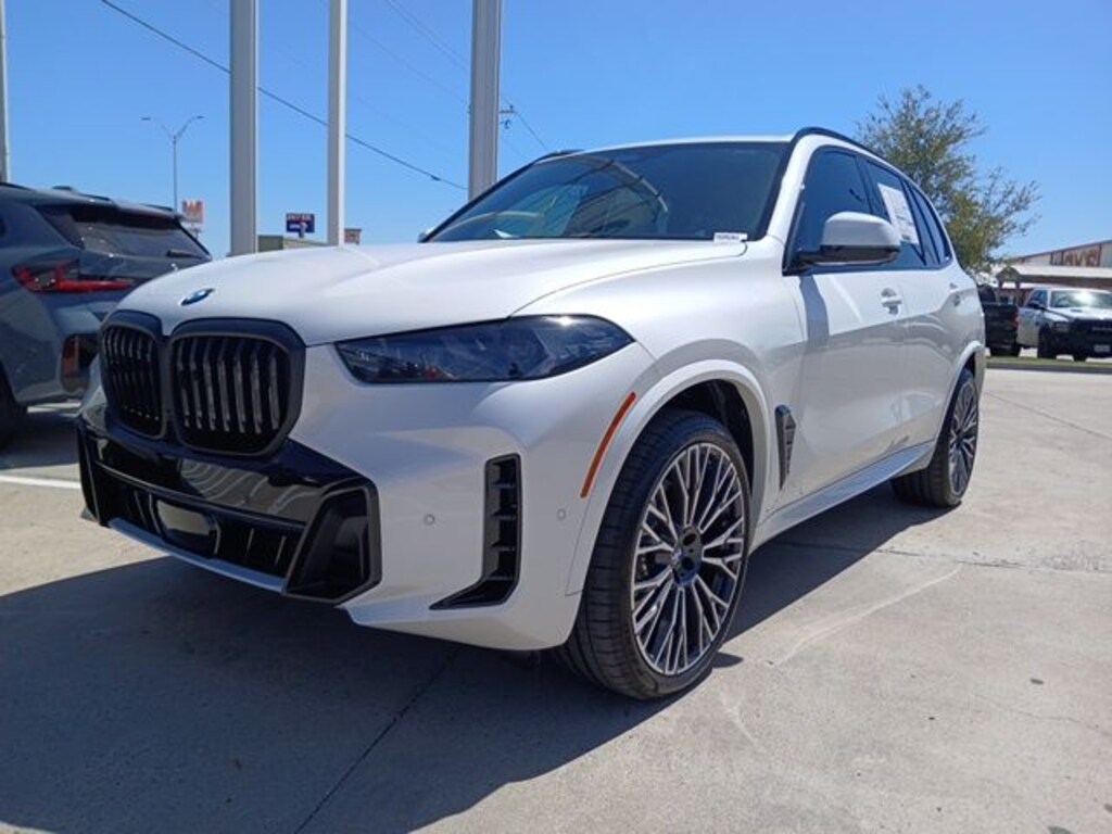 New 2026 BMW X5 sDrive40i SUV