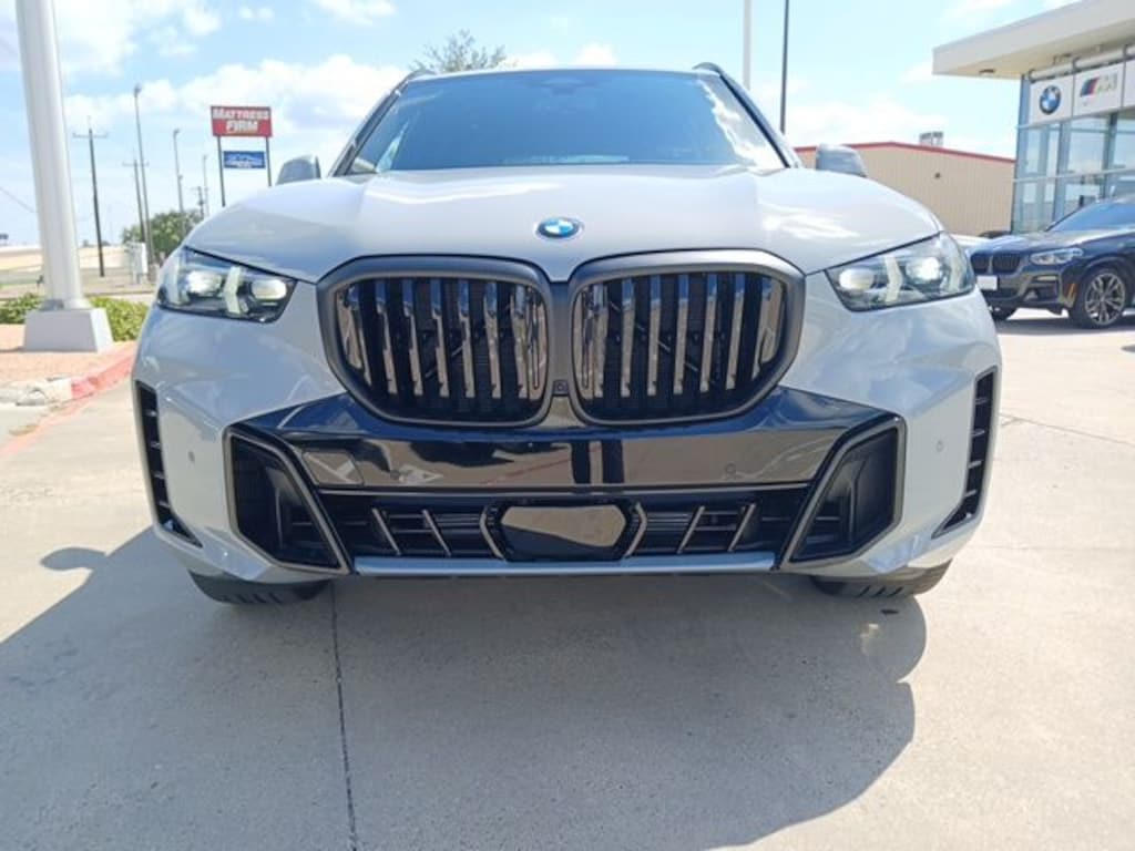 New 2026 BMW X5 sDrive40i SUV
