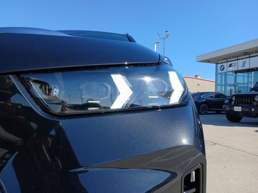 New 2026 BMW X5 sDrive40i SUV