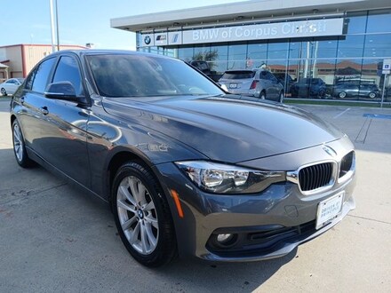 2017 BMW 3 Series 320i Sedan WBA8A9C32HK864331 HK864331A