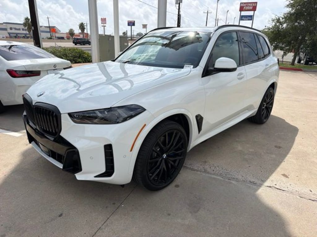 New 2026 BMW X5 sDrive40i SUV
