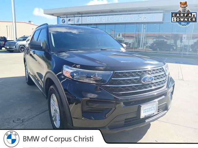 2022 Ford Explorer XLT RWD's photo
