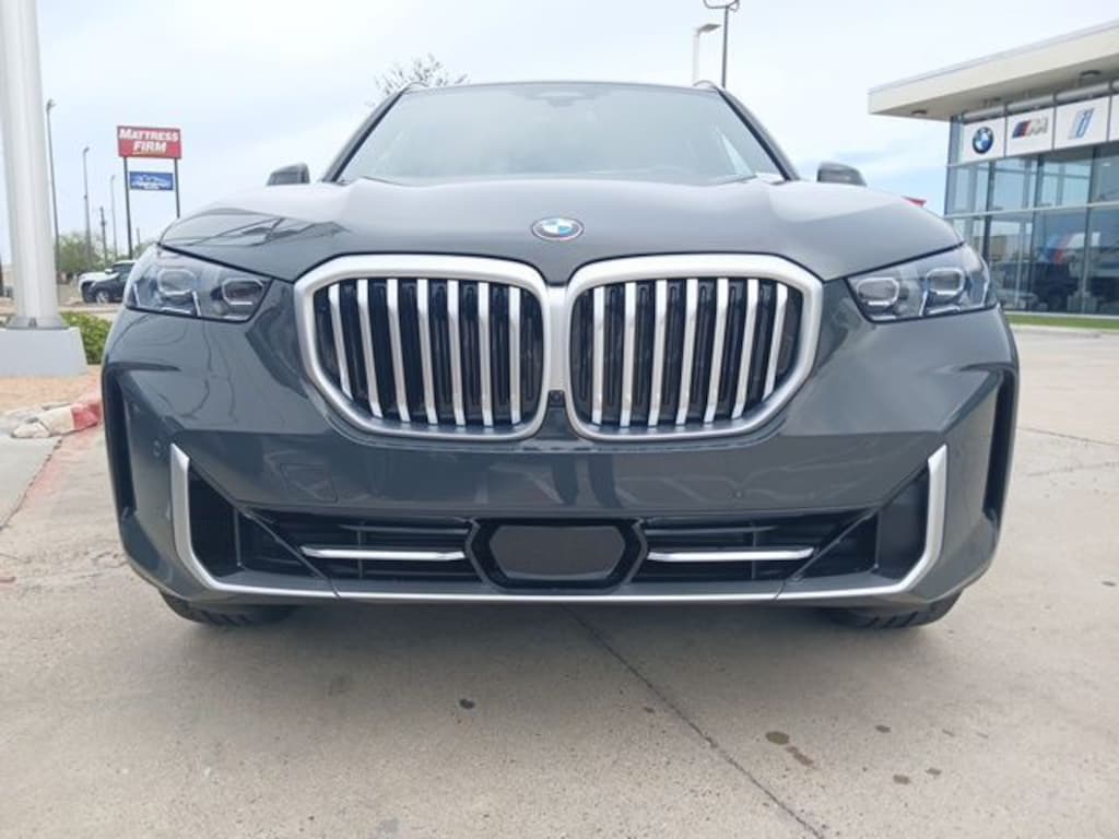 New 2026 BMW X5 sDrive40i SUV