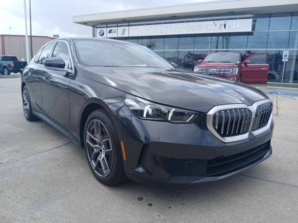New 2026 BMW 5 Series 530i Sedan