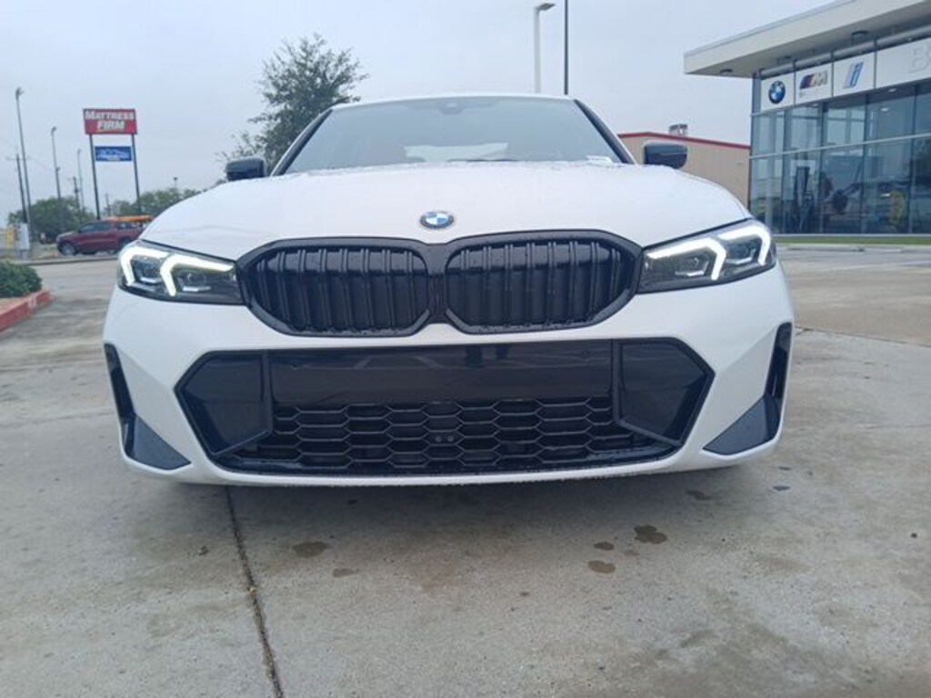 New 2026 BMW 3 Series 330i Sedan