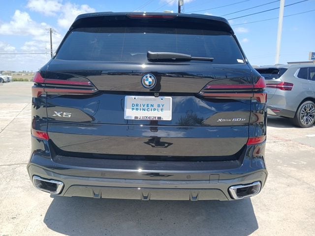 2026 BMW X5 50e - Photo 9
