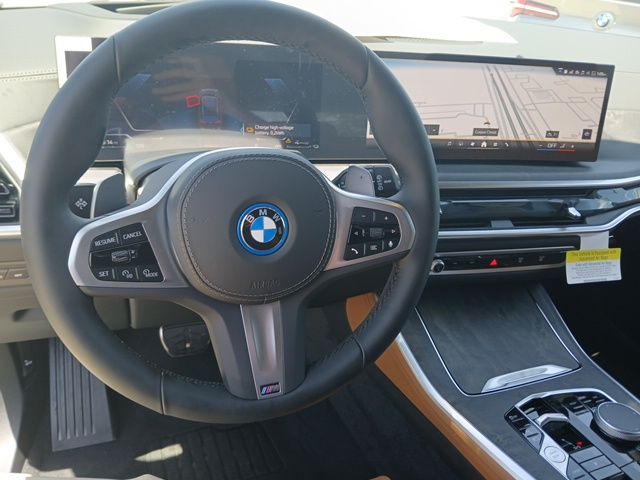 2026 BMW X5 50e - Photo 22
