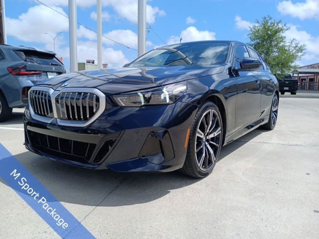 Used 2025 BMW 5 Series 530i w/ M SPORT & PREMIUM PACKAGE Sedan