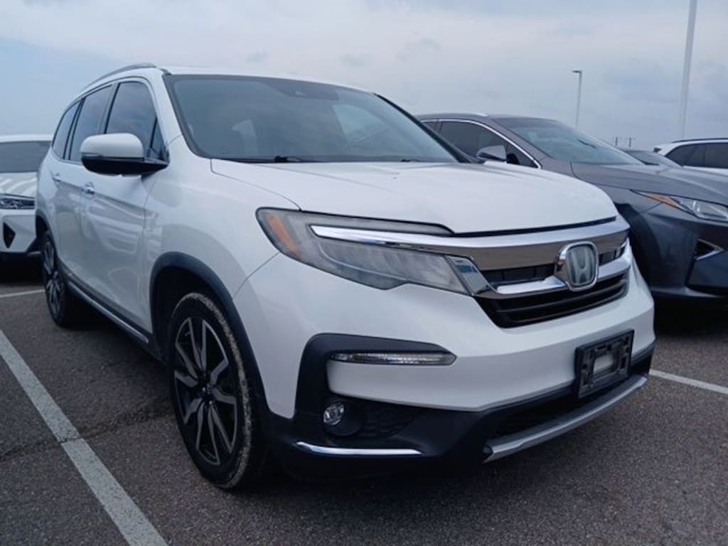 Used 2020 Honda Pilot Touring 8 Passenger SUV