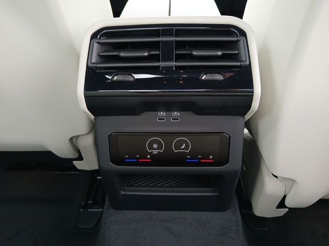 2026 BMW 5 Series 530i - Photo 14